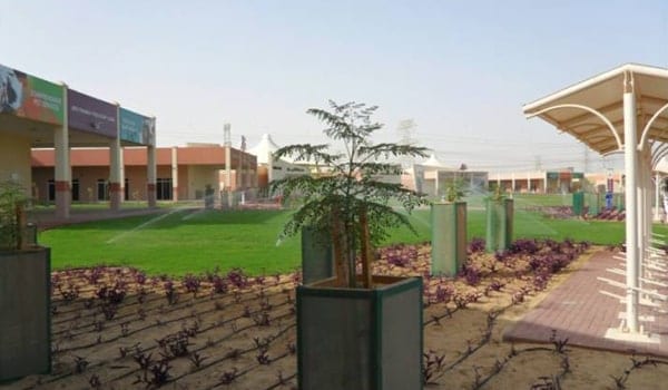 سوق الطيور و الحيوانات