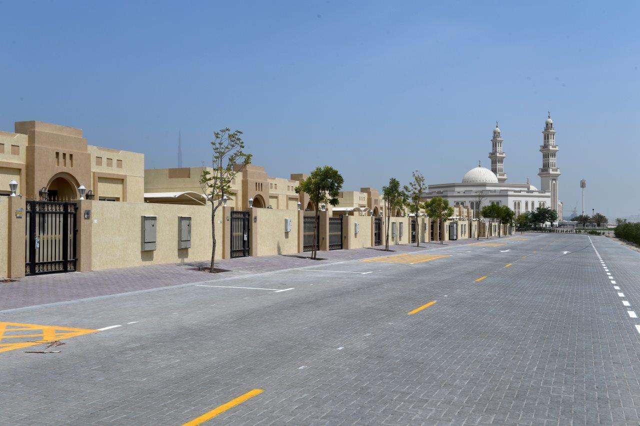 فلل في القوز وعود المطينة