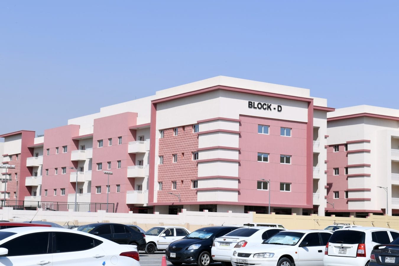 سكن موظفي مؤسسة دبي لخدمات الإسعاف