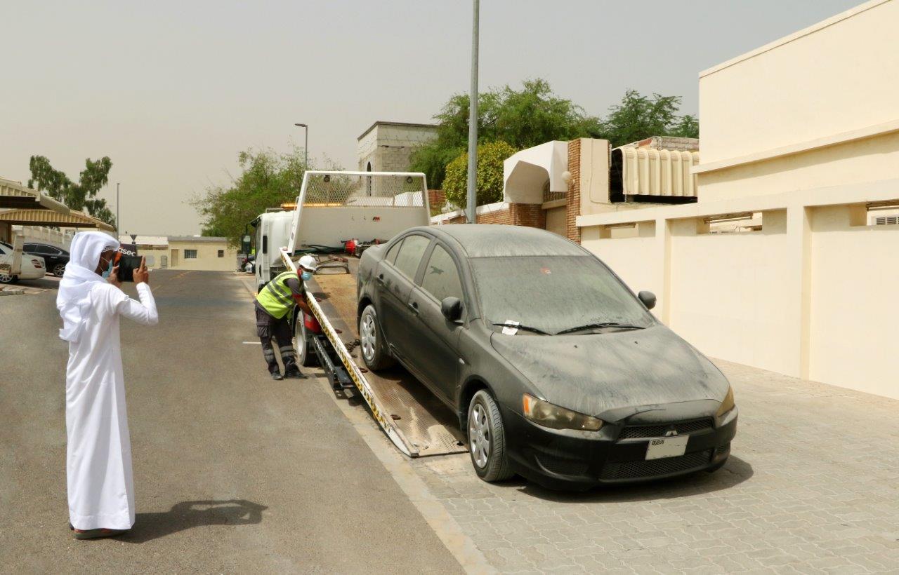abandoned vehicles - المركبات المهجورة