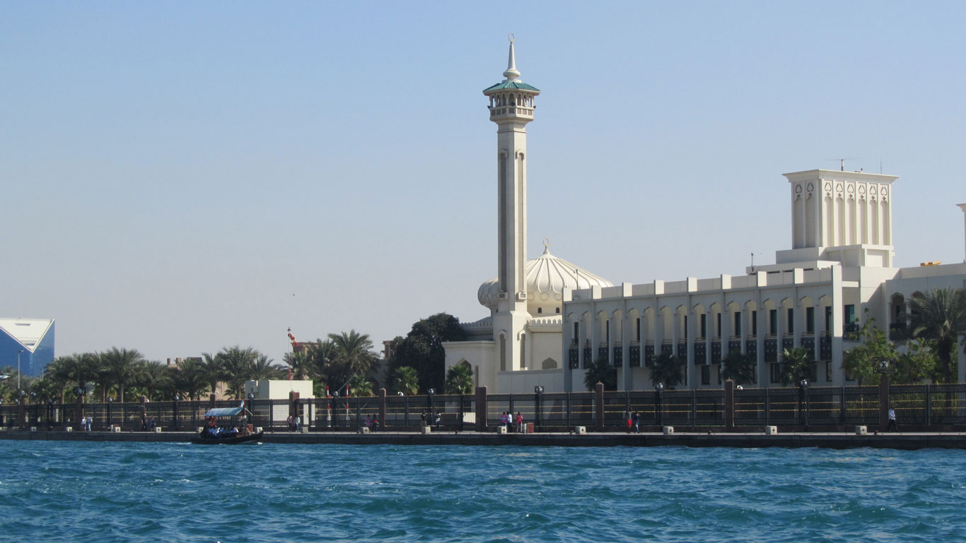 HH_The_Ruler's_Court _Government_of_Dubai_in_2012